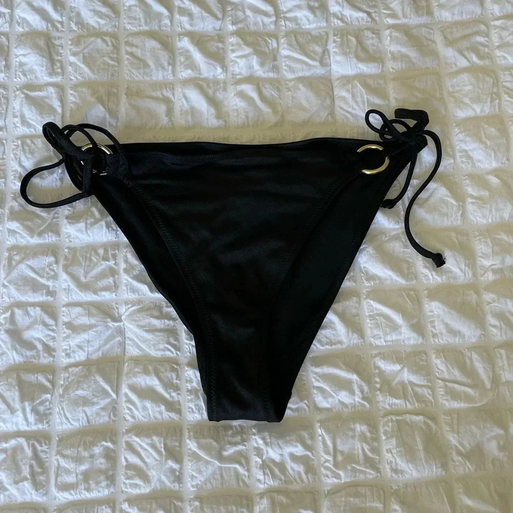 H&M black bikini bottom